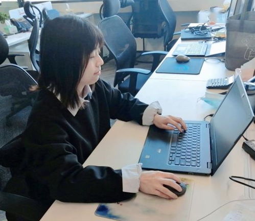 此處安心為人力，職場精英就是你——信息技術咨詢服務